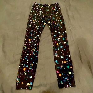 NWT Fabletics Anywhere Motion365+ Confetti Leggings - L